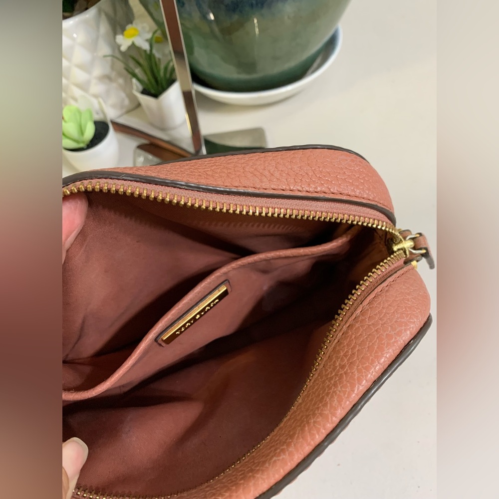 ๐๐ TORY BURCH Crossbody Camera Pink Leather Bag - Picture 11 of 12